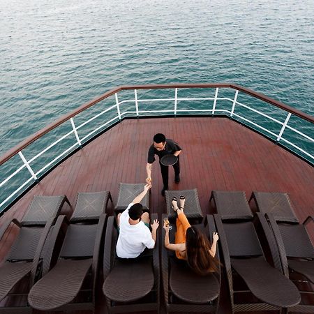 הלונג Emeraude Classic Cruises מראה חיצוני תמונה